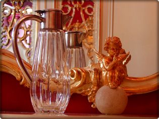 Dzbanek kryształowy