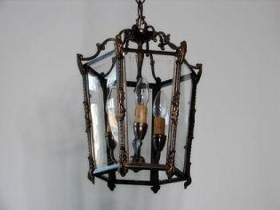 Para starych latarenek