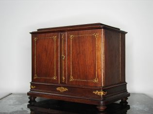 Sepet-biurko podróżne