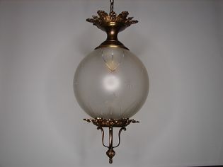 Piękna lampa do przedpokoju