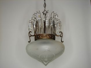 Lampa z kryształami